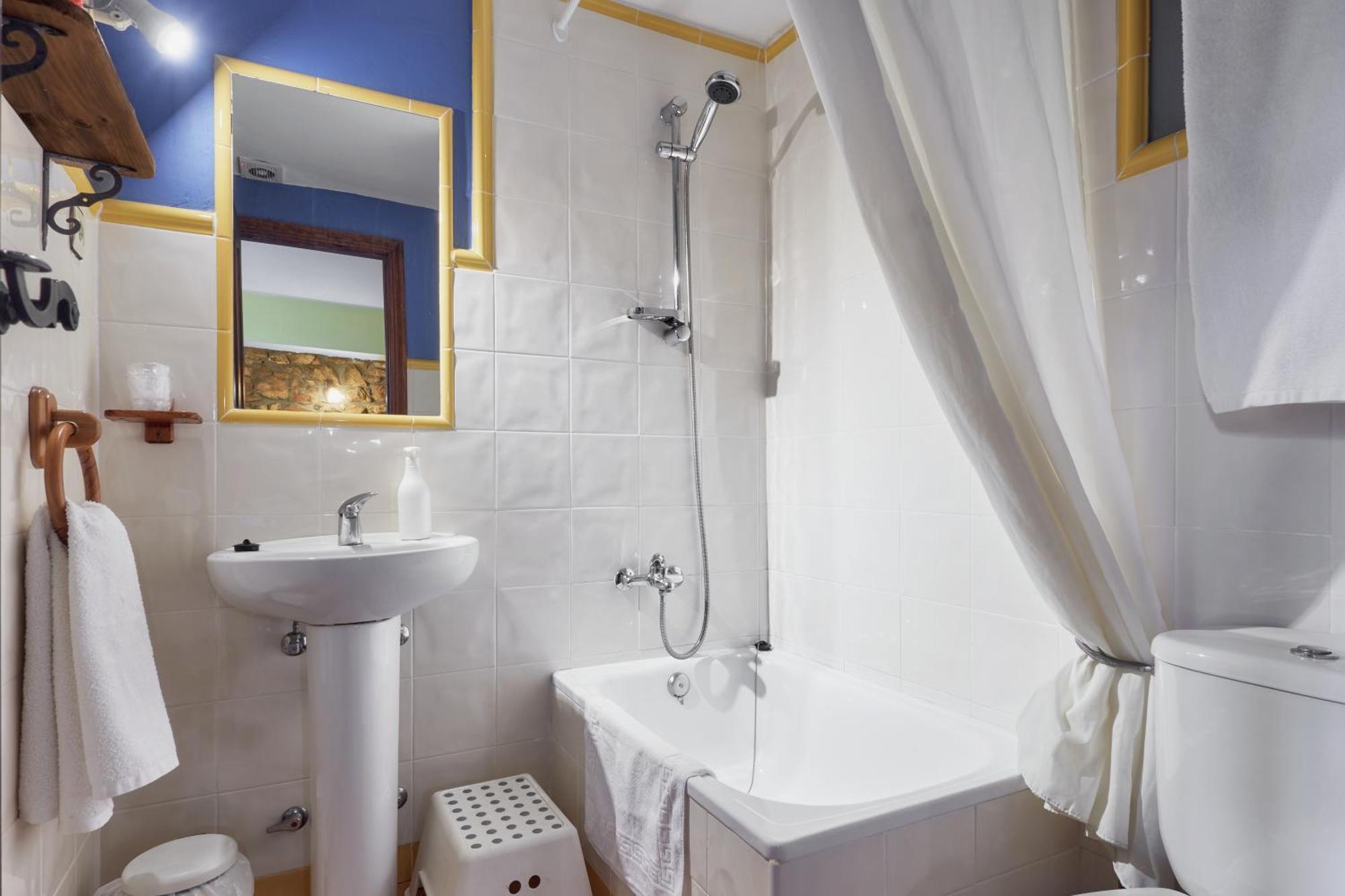 Aldaron Guest House Boca de Huergano Ngoại thất bức ảnh