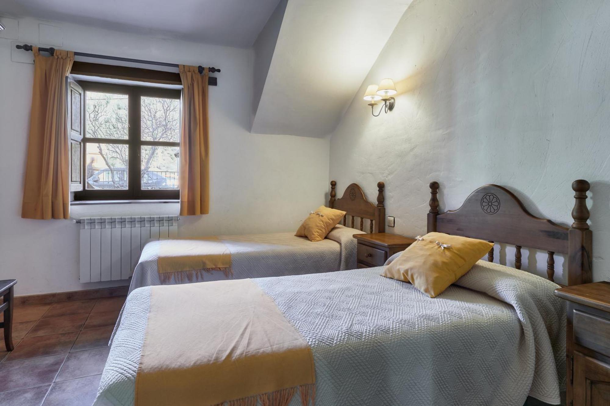 Aldaron Guest House Boca de Huergano Ngoại thất bức ảnh